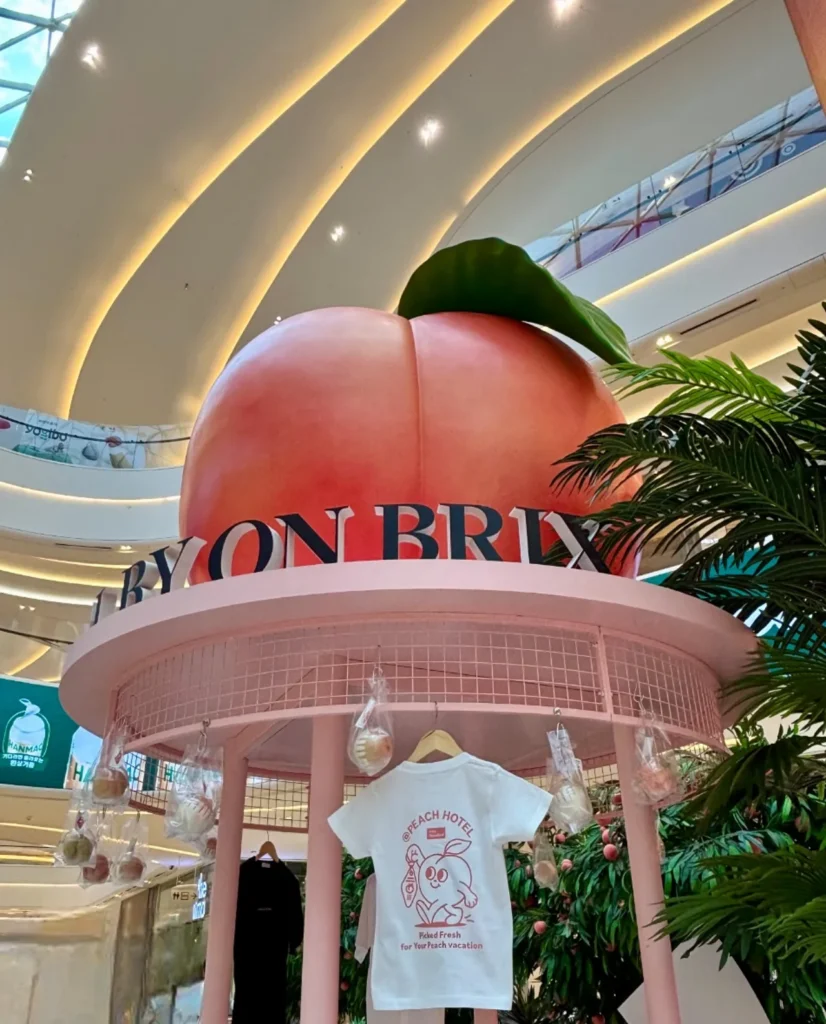 🍑지금은 '복켓팅' 신드롬 중! 복숭아로 팝업스토어, 어떻게 할까? 14 온브릭스 복켓팅 팝업스토어001