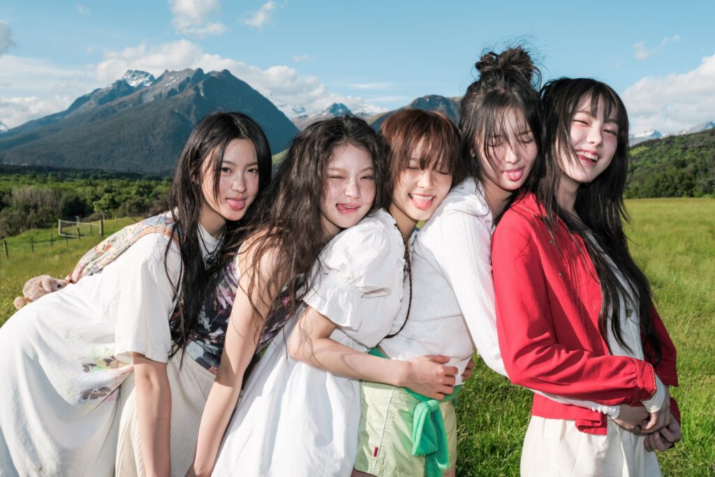 아이브 동생 그룹 키키(KiiKii)의 감다살 마케팅은 어디에서 왔을까? 12 아이브 동생 그룹 키키(KiiKii)의 감다살 마케팅은 어디에서 왔을까?