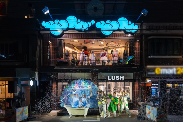 공간 마케팅 레퍼런스 러쉬 팝업 시에터