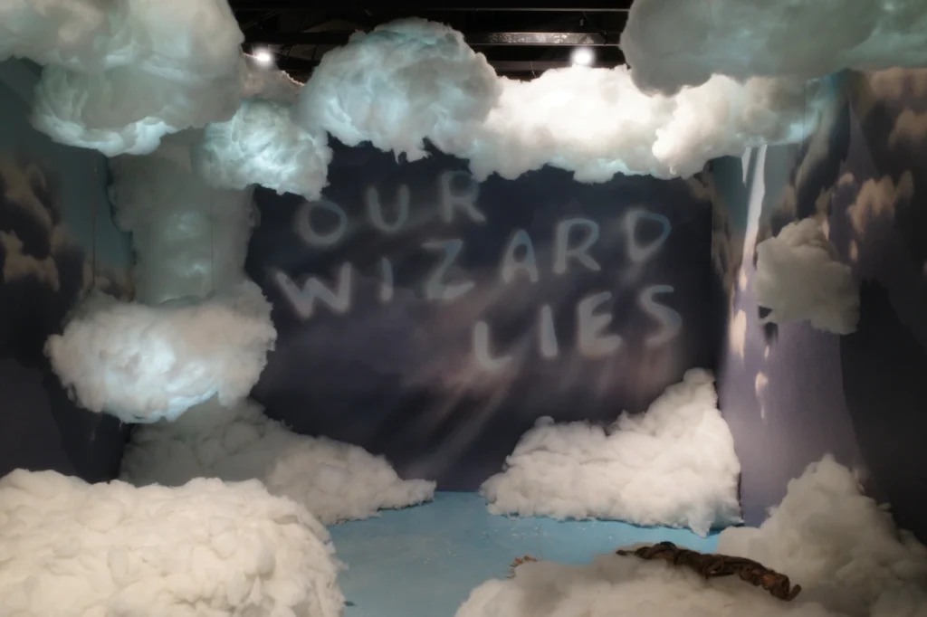 1년 공백을 인터미션으로: 영화 '위키드', IP 마케팅의 연결고리 전략 21 1년 공백을 인터미션으로: 영화 '위키드', IP 마케팅의 연결고리 전략