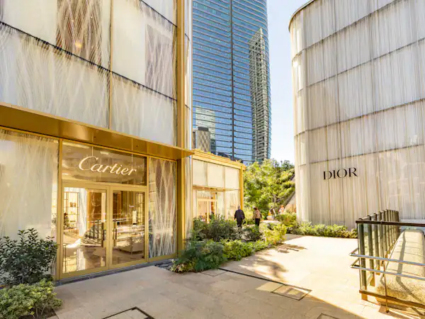 아자부다이 힐즈