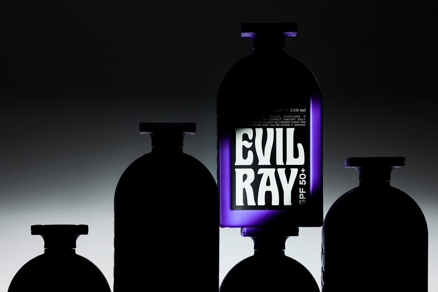 Evil Ray 옥외광고 — Official Enemy of the Sun 슬로건