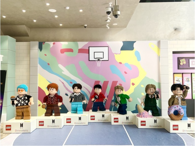 BTS X 레고 팝업스토어? 색다른 아이돌 콜라보! 17 tistory 922 AAAAAAAAAAAAAAAAAAAAAJmy2 TI9eg4wSRMkXUp050jA6Wq9aP0J f hOgxrbNC img