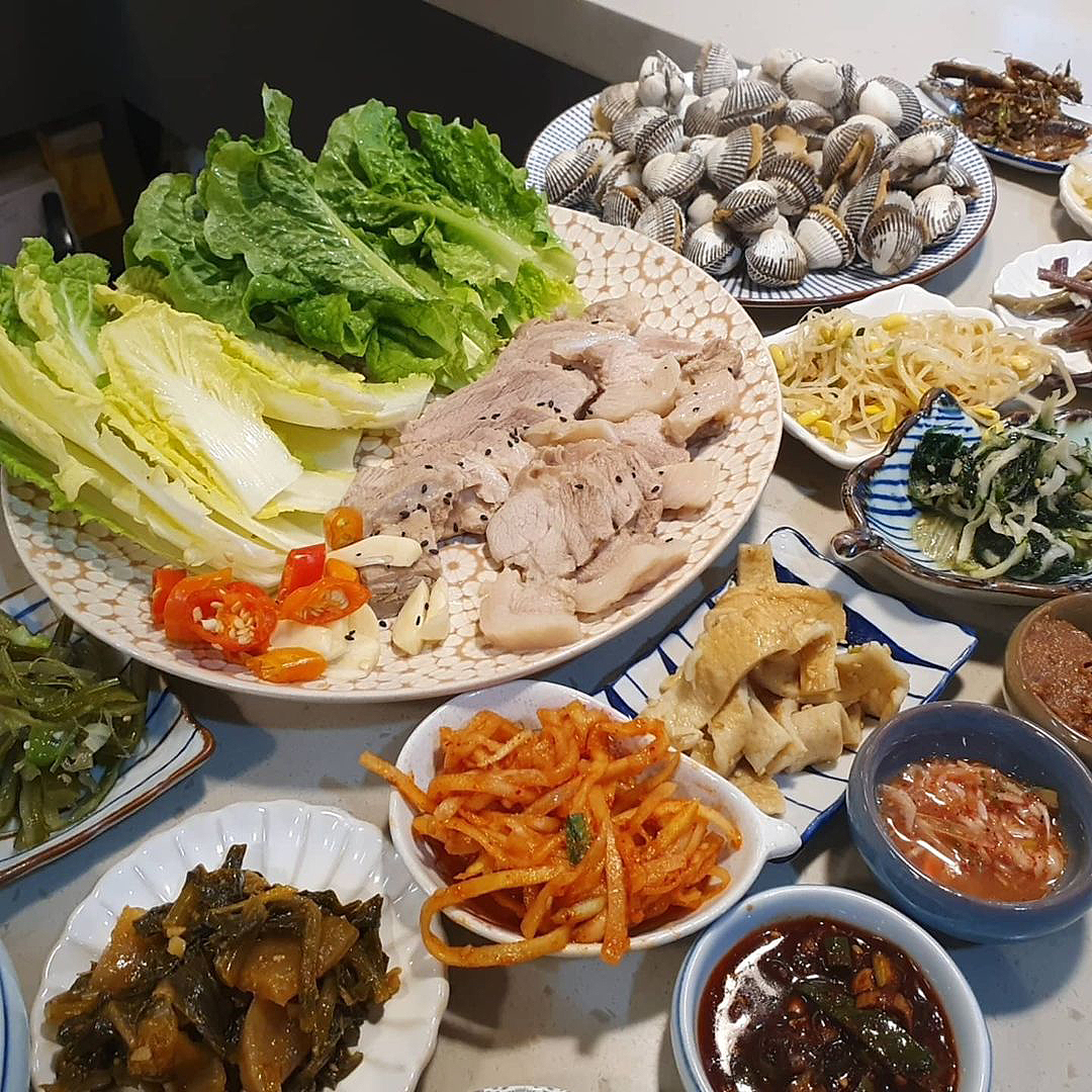 경기 불황에도 여전한 2030 오마카세 열풍 25 tistory 945 AAAAAAAAAAAAAAAAAAAAAM8ZVYA9EPIH21vw8anXEM7dwLB1IxJWMMd3pNUkg0cp img